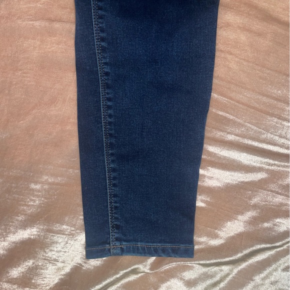 Hudson Stretch Skinny Jeans Size 27 Dark Wash - Picture 3 of 3